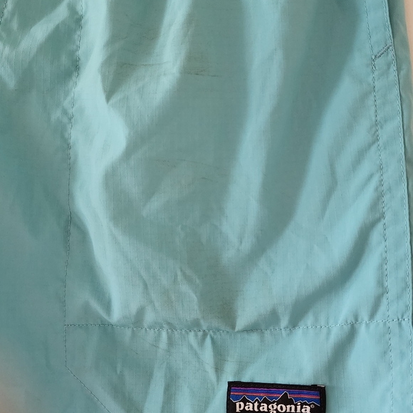 Patagonia men's swim shorts - Picture 2 of 5
